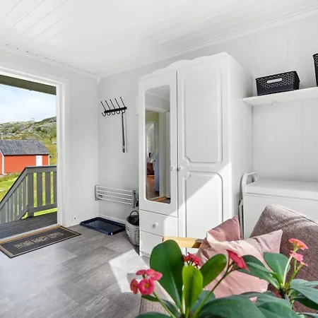 Idyllisk I Lofoten * رامبيرغ